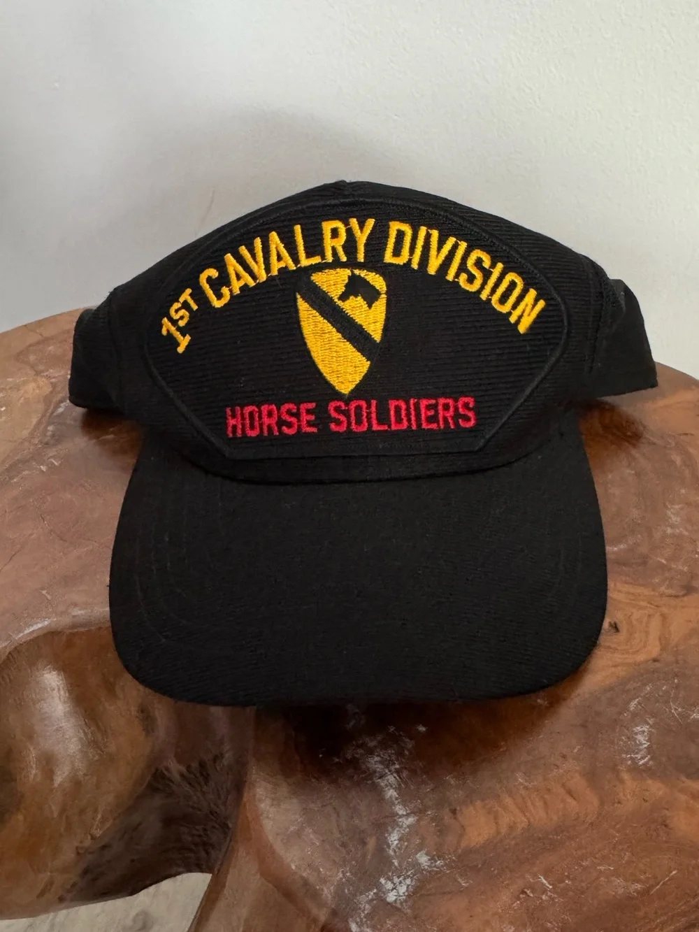 Black 1st Cavalry Division Horse Soldiers Military Cap Trucker Style Hat Vintage